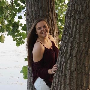 Meet your Posher, Amanda